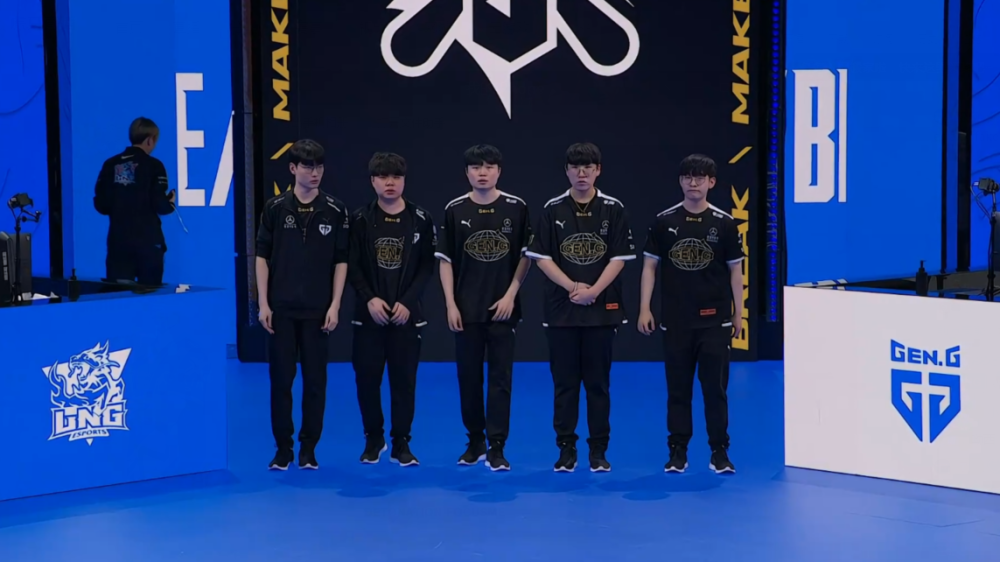 使得比赛形 使得比赛形